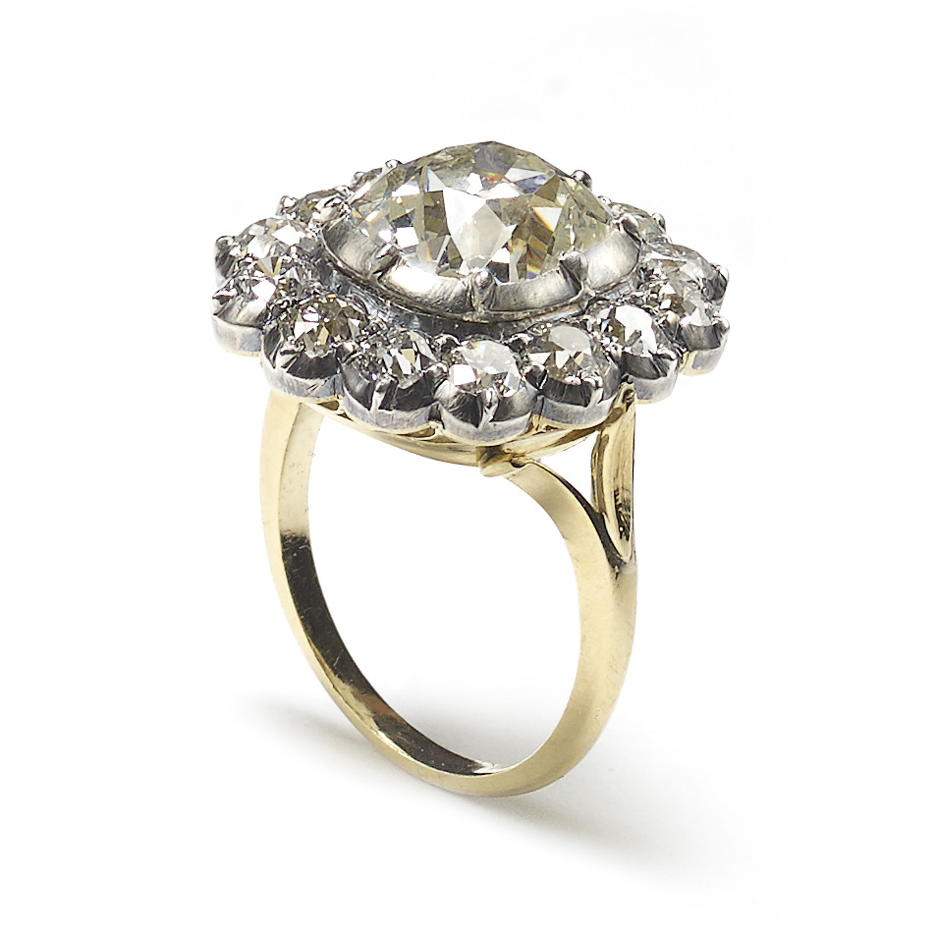 Diamond Cluster Ring - Image 2