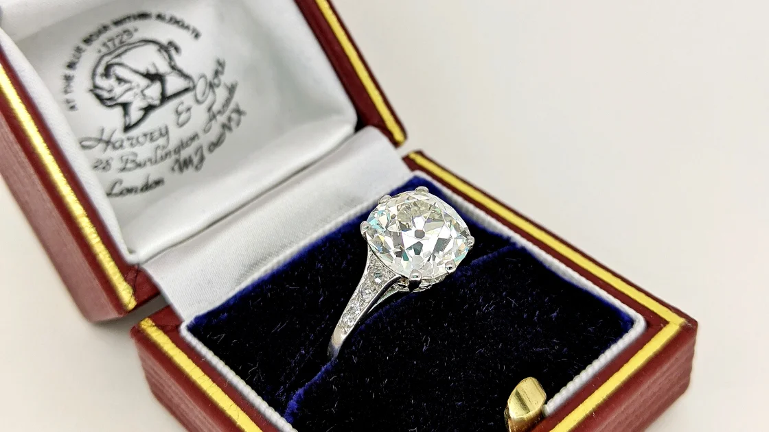 Diamond ring